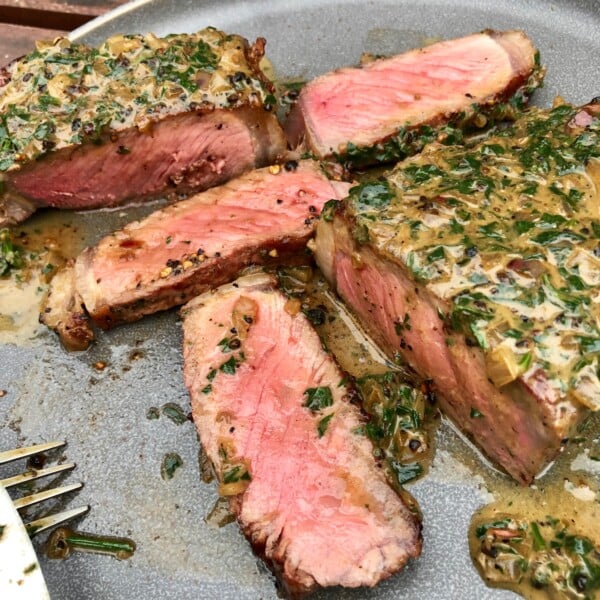 pepper crusted steak with cream sauce