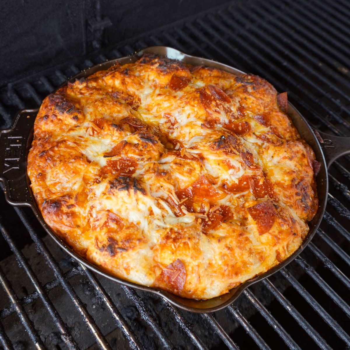 Pull Apart Pepperoni Pizza on the grill.